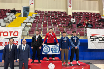 Minderde Yıldırım rüzgarı