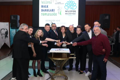 Nilüfer Halk Dansları Topluluğu'ndan 25. yıl kutlaması