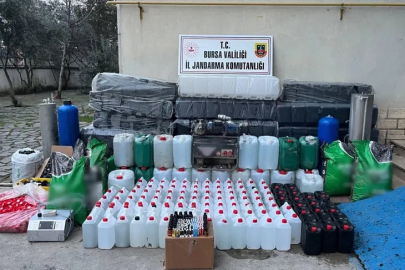 Kaçak ve sahte alkol üretim tesisine operasyon