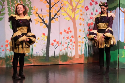 Yıldırımlı çocuklara ücretsiz tiyatro