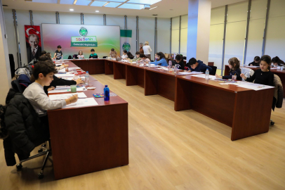 Çocuklar bir günlüğüne ressam oldu