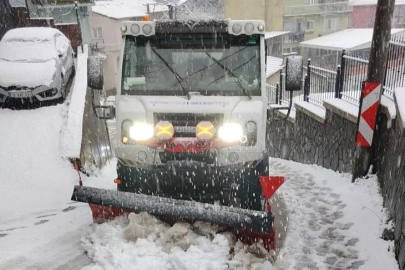 Osmangazi’nin yüksek kesimlerinde kar mesaisi