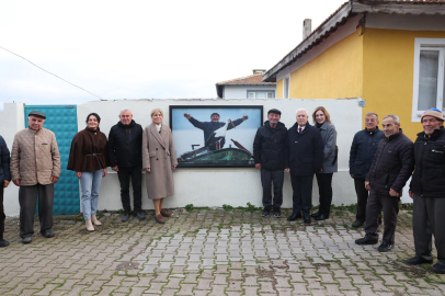 Başkan Bozbey’den Yaren Leylek ve Adem Amca'ya ziyaret