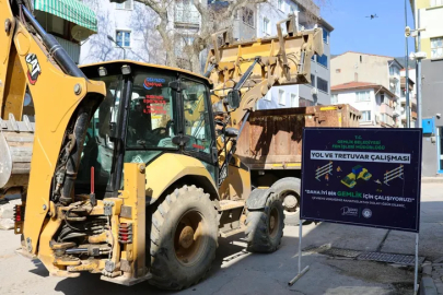 Gemlik'in köklü caddesinde önemli çalışma