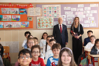 Arkadaşlarına söz verdi, Başkan Bozbey’i sınıfa getirdi