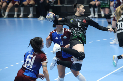 Bursa Büyükşehir Belediyespor zirveyi sevdi