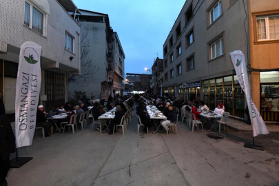 Osmangazi’de Ramazan’ın son sofrası Gülbahçe’de kuruldu
