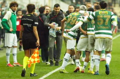 Timsah Yürüyüşüne devam!