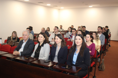 İHRACAT UZMANLIĞI PROGRAMI SONA ERDİ