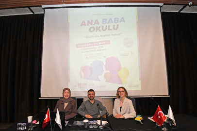 Osmangazi Belediyesi Ebeveynleri Ana Baba Okulu’nda Bilgilendirdi