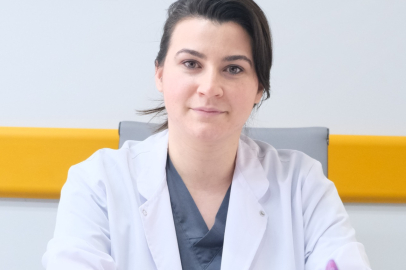 DİŞ ETİ KANAMASI SESSİZ TEHLİKE