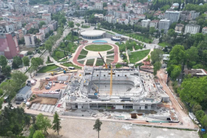 Bursa'da Atatürk Spor Salonu hızla yükseliyor...