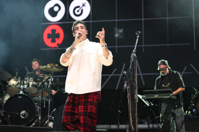 Bursa Kahve Festivali’nin İkinci Gününde Can Bonomo Rüzgarı Esti
