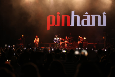 Bursalıları kahve ve müziğe doyuran festival Pinhani’yle final yaptı