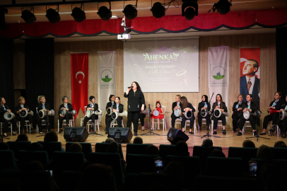 Osmangazi’de anneler ve kızları aynı sahnede ritim tuttu