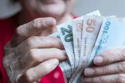 Emekli bayram ikramiyesi ödemeleri başladı