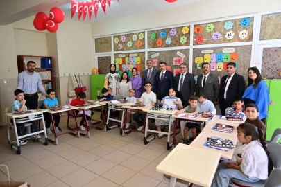 BAŞKAN YILMAZ, MİNİKLERİN KARNE HEYECANINA ORTAK OLDU