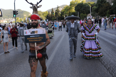 Altın Karagöz'e Bursa'da görkemli açılış