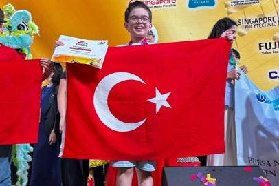SİNGAPUR’DAKİ MATEMATİK OLİMPİYATLARINA BURSA İMZASI…