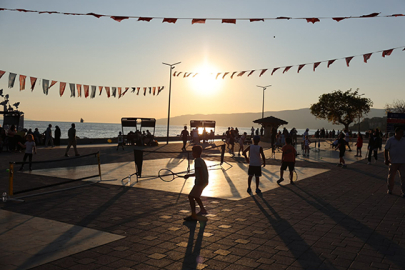 Gemlik’te tenis coşkusu yaşandı