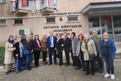 Bursalı emeklilerden huzurevine anlamlı ziyaret