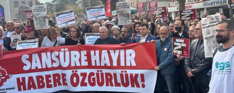 Türkiye Genelinde Basın Özgürlüğü Eylemi: Bursa’da da Gazeteciler Meydanda